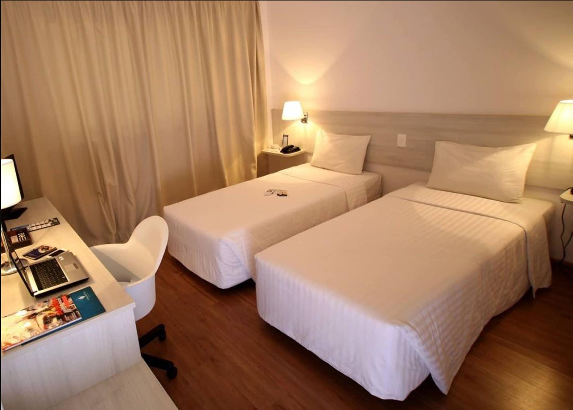 Camacari Plaza Hotel Bagian luar foto