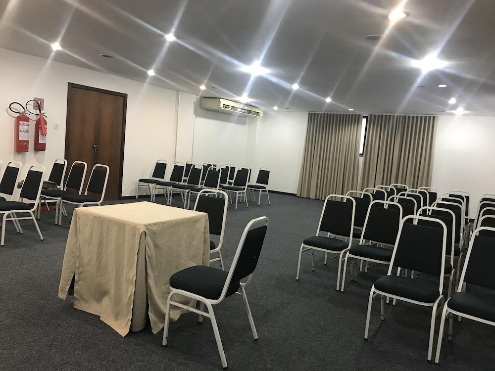 Camacari Plaza Hotel Bagian luar foto